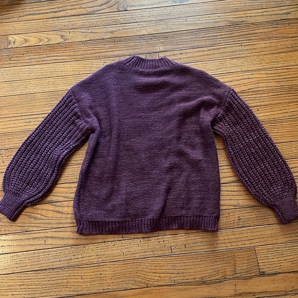 Knit Sweater, maroon, size M, Brand is SO. - Picture 2 of 3